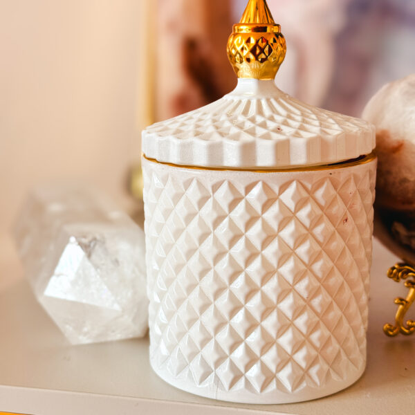 Rich witch manifestacja bogactwa świeca inencyjna